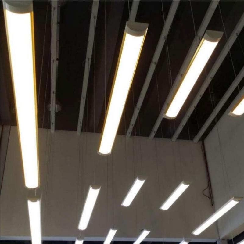 Eclairage des ateliers, halles et entrepôts – Top-Lumière