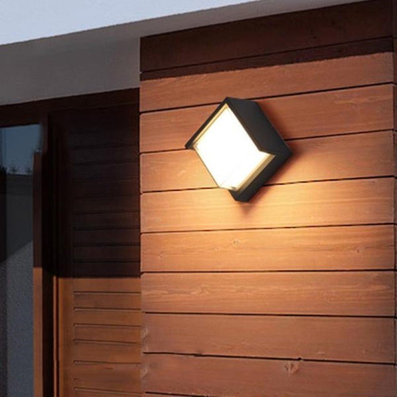 Appliques murales extérieures, lumières extérieures LED 40W Lampe murale  extérieure IP67 Résistant aux intempéries Lumière chaude pour mur extérieur  de la terrasse de l'allée de la villa du porche : : Luminaires